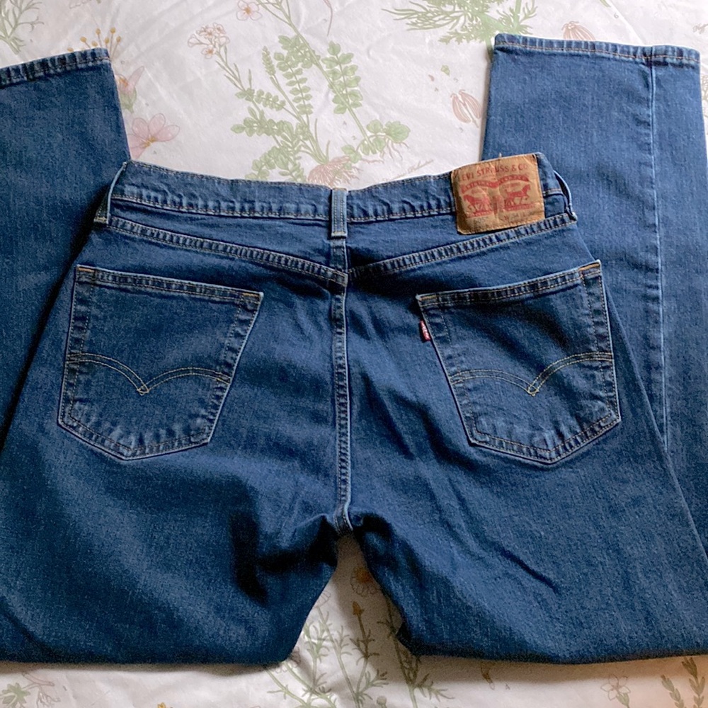 Men’s Levi’s 505 Jeans size 34 waist by 30 long